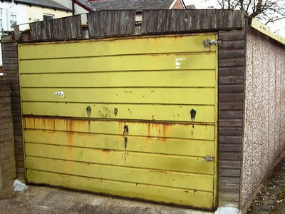 garage door repair wigan